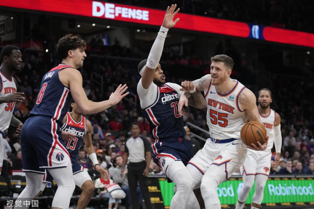 星詹姆斯 星詹姆斯