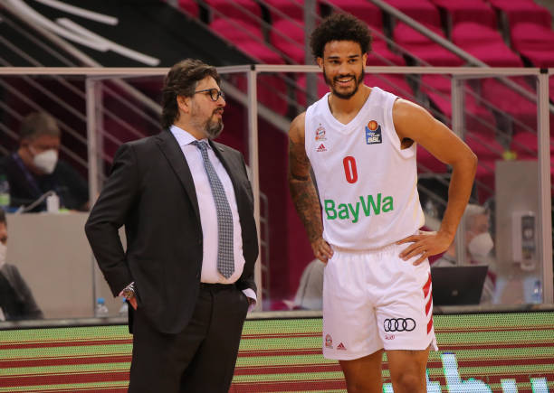 防守重心彻 防守重心彻