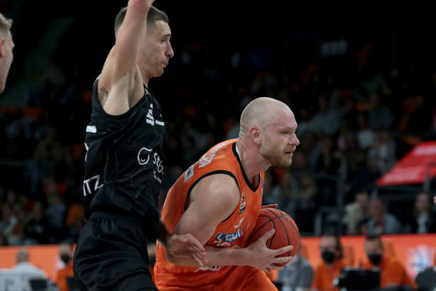 场上发挥价 场上发挥价